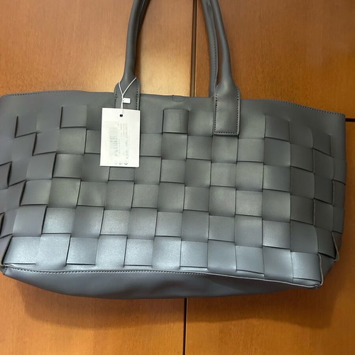 Women's shoulder bag grey with pouch new