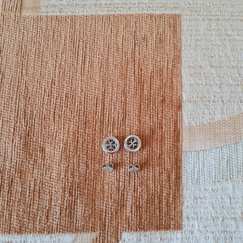 Guess stainless steel earrings, silver