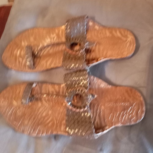 Leather sandals size 38 used, brown