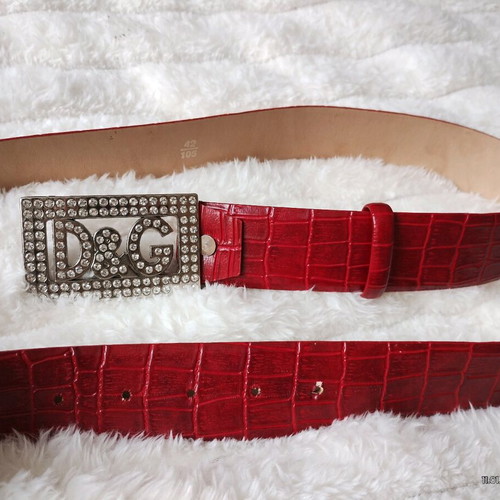 Belt made of eco leather like new, red, size 105