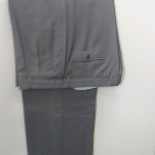 Prince Oliver men's suit beige size Large like new