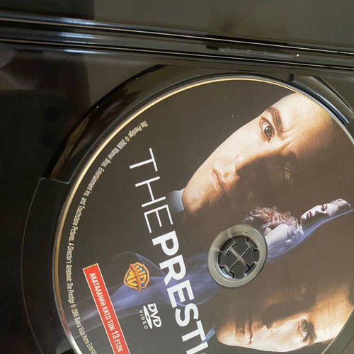 The Prestige DVD like new, thriller with subtitles