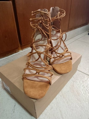Issue Fashion suede sandals new, beige, size 39