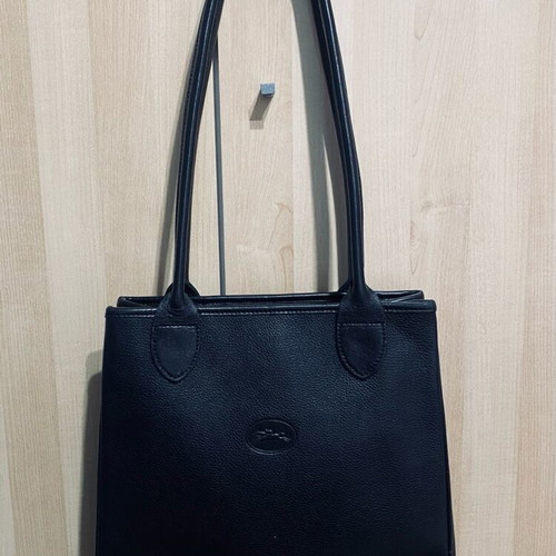 Longchamp leather shoulder bag like new, black