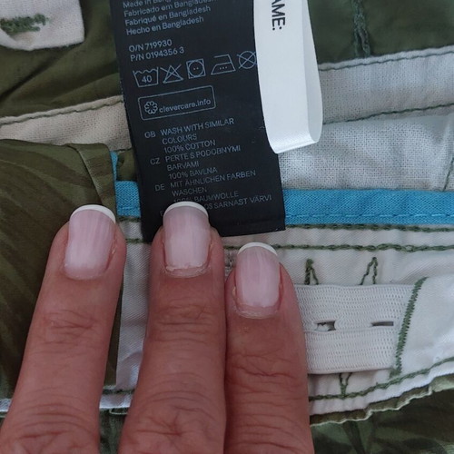Cargo shorts L.O.G.G. khaki with palm print, like new, size 12 years