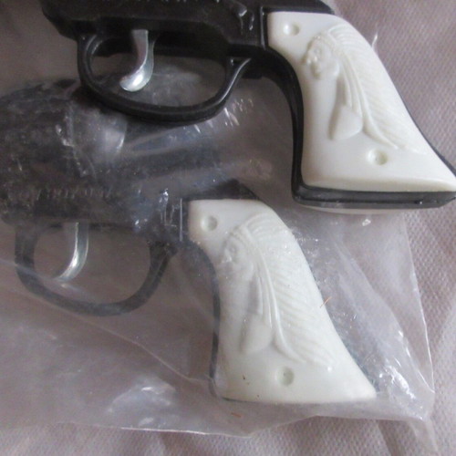 Greek Plastic Western Children's Toy Guns 70s new