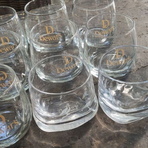 Whisky glasses new, set of 7 Dewars and 2 Famous