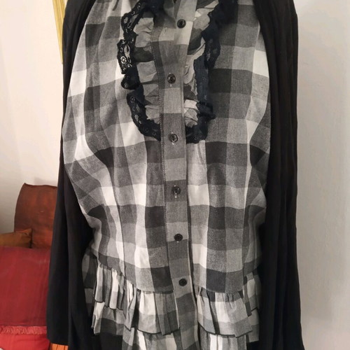 Cardigan with shirt used, with ruffles, extra large