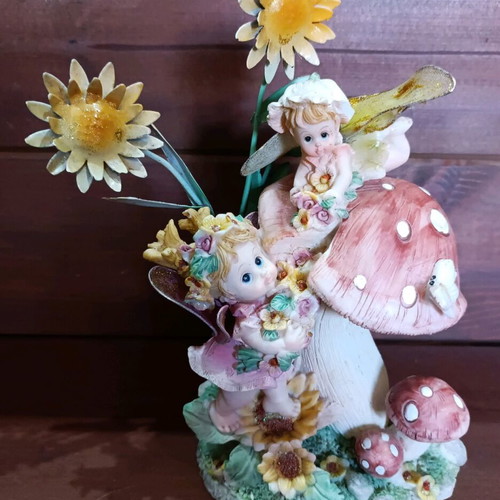 Vintage decorative figurine children on mushrooms new