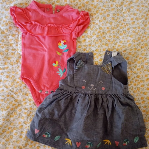 Orchestra and Old Navy baby clothes set like new, size 0-6 months