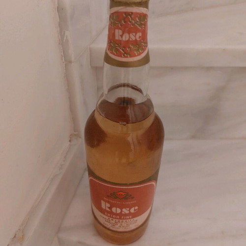 Liqueur Rose Vintage new