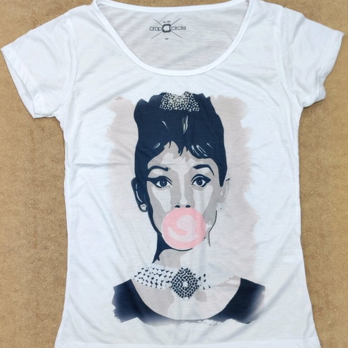 Audrey Hepburn Pop Art T-shirt new, 100% polyester, crop circle