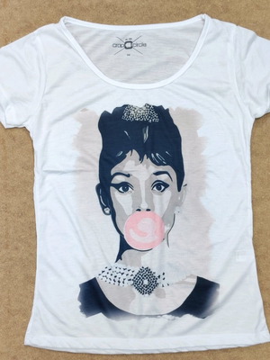Audrey Hepburn Pop Art T-shirt new, 100% polyester, crop circle