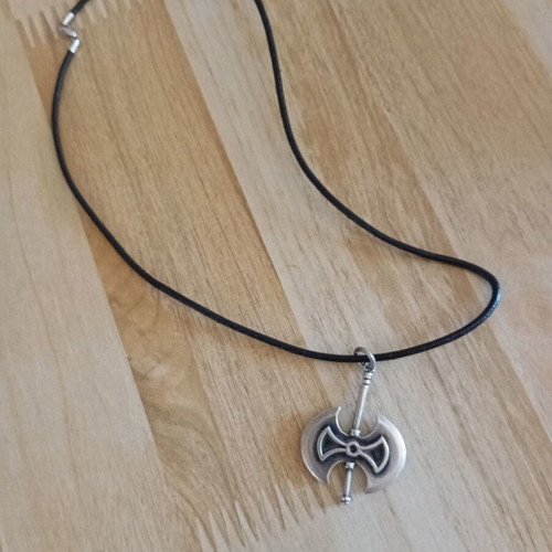 Silver pendant double axe 925 on leather cord, like new