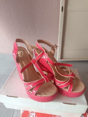 Women's platform shoes used, size 35