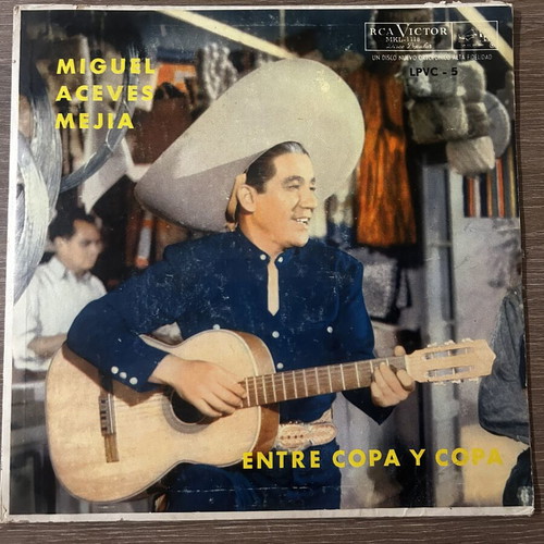 Entre Copa y Copa LP like new, traditional genre