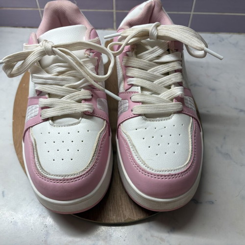 SHEIN 2-in-1 Pink White Kids Sneakers with Wheels Size 35 Like New