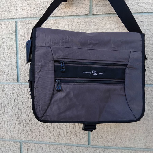 Essential Rx Pack laptop messenger bag like new, gray-black