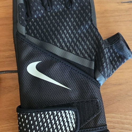 Nike training gloves XL