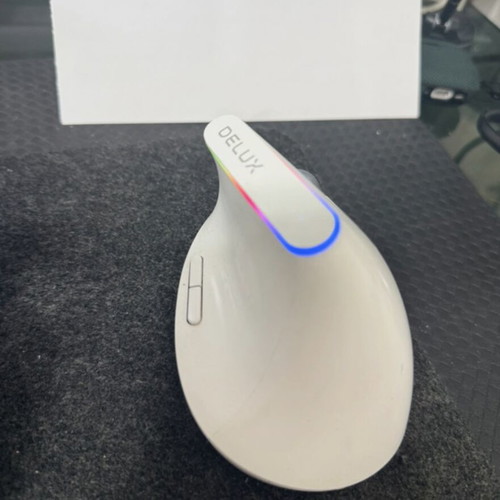 Ergonomic vertical computer mouse used