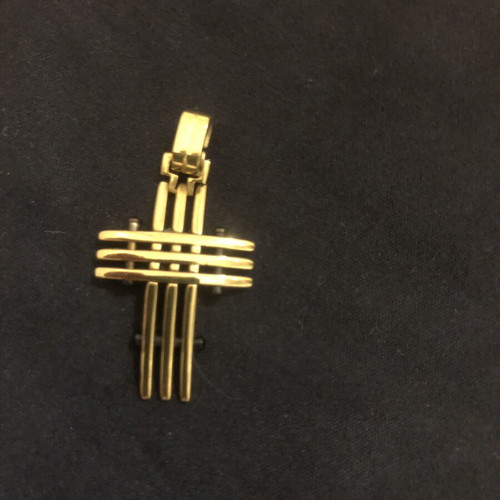 Unisex Faux Gold Cross Pendant like new