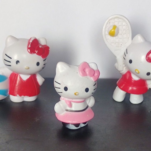 Hello Kitty figures used, set of 3 small figurines