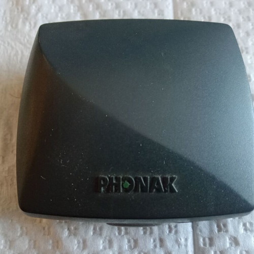 Phonak hearing aids used with defect