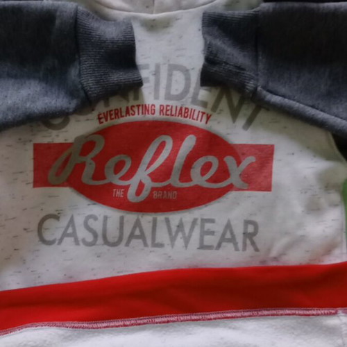 Reflex sweatshirt for 3-year-old child like new, gray and red