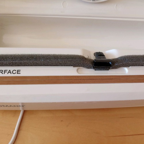 Sealing device for plastic bags like new