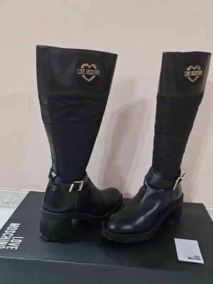 Love Moschino leather boots like new, size 39, black