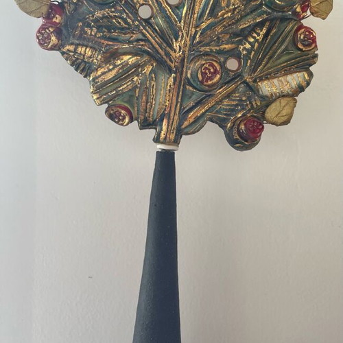 Bizart decorative table tree like new