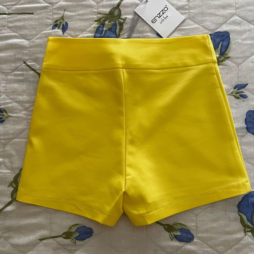 Enzzo women's shorts new with tag, yellow, size M