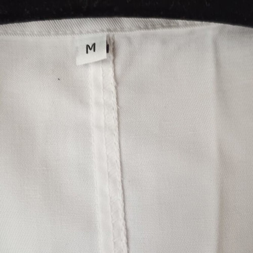 Women's medical coat white like new