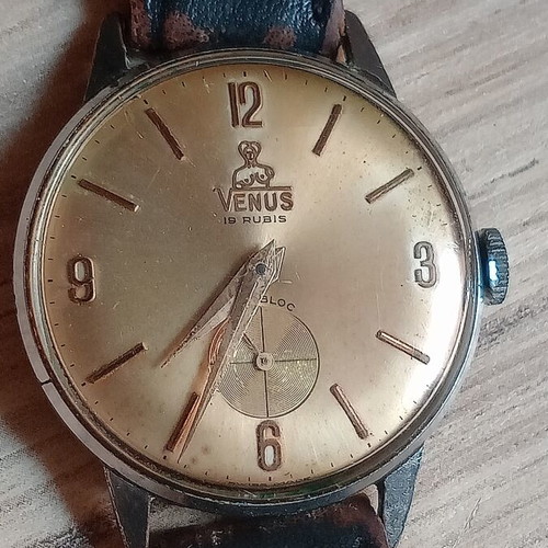 Venys wristwatch used, manual winding, works perfectly