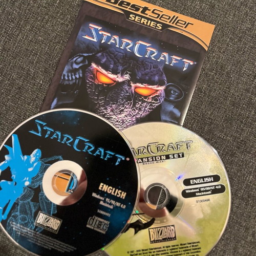 StarCraft Best Seller Series with Brood War expansion like new for PC