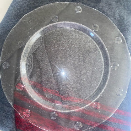 Glass platter 32cm like new with embossed circles