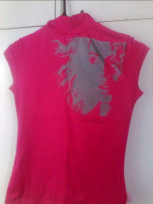 Sleeveless top with pattern