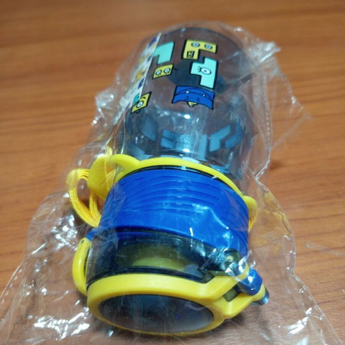 Children's water bottle with cheerful blue patterns