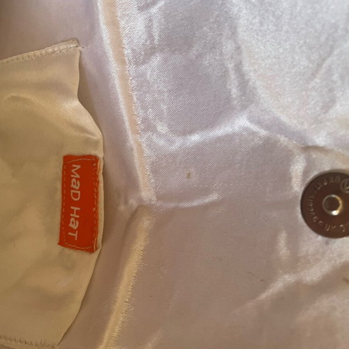Mad Hat white shoulder bag like new