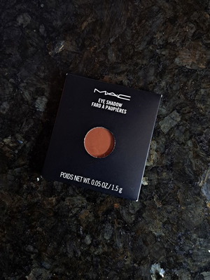 MAC Eye Shadow Brown Script Refill 0.05 Oz new