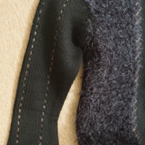 Women's sweater new, black, size L/XL