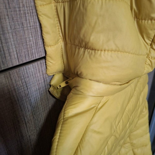 Yellow sleeveless women's jacket like new, size M