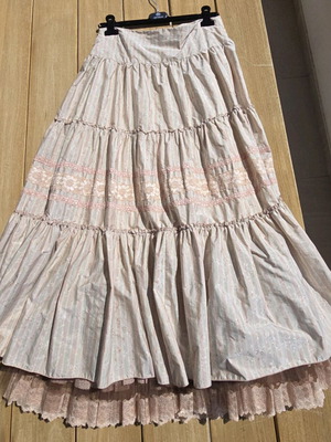 Φούστα maxi bohemian στυλ σαν καινούργια, μέγεθος M, μήκος 100 εκ., μπεζ