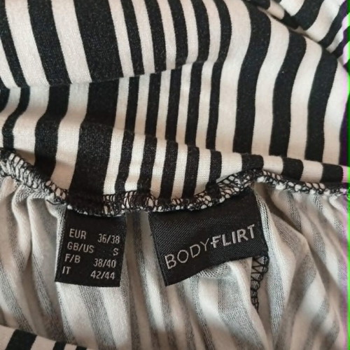 Bodyflirt striped black and white asymmetrical skirt like new
