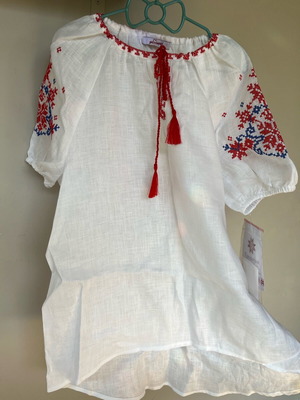 Traditional blouse brand new, size 140, white