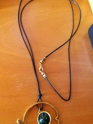 Lalos necklace with stone