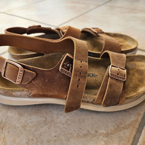 Birkenstock δερμάτινα πέδιλα μεταχειρισμένα, νούμερο 39