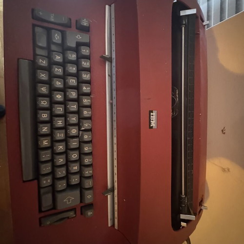 IBM electric typewriter used with Greek characters