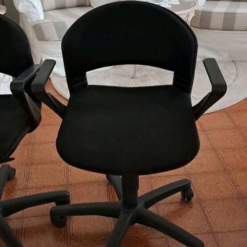 Office chairs like new, set of 2, black