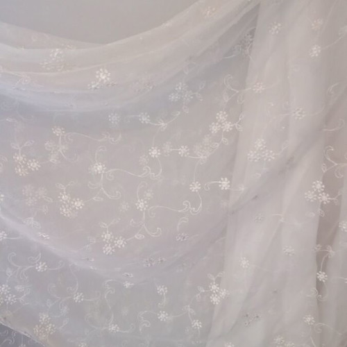 Boho wedding dress used with adjustable bust